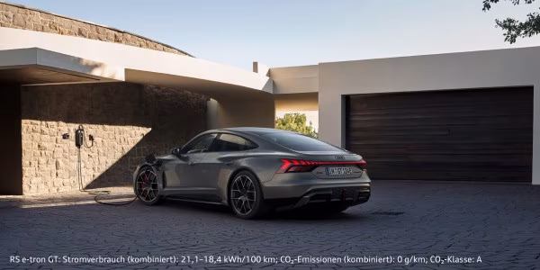 Audi RS e tron GT Audi e-tron GT