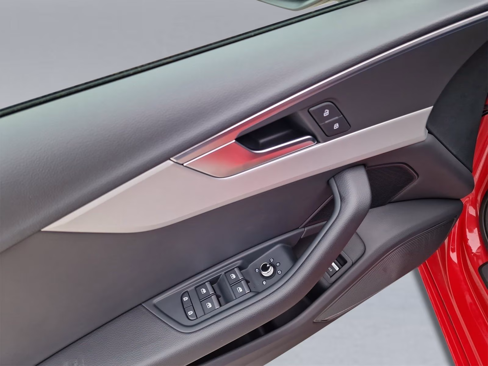 Avant 40 TFSI S line LED NAVI AHK ACC B&amp;O 19"