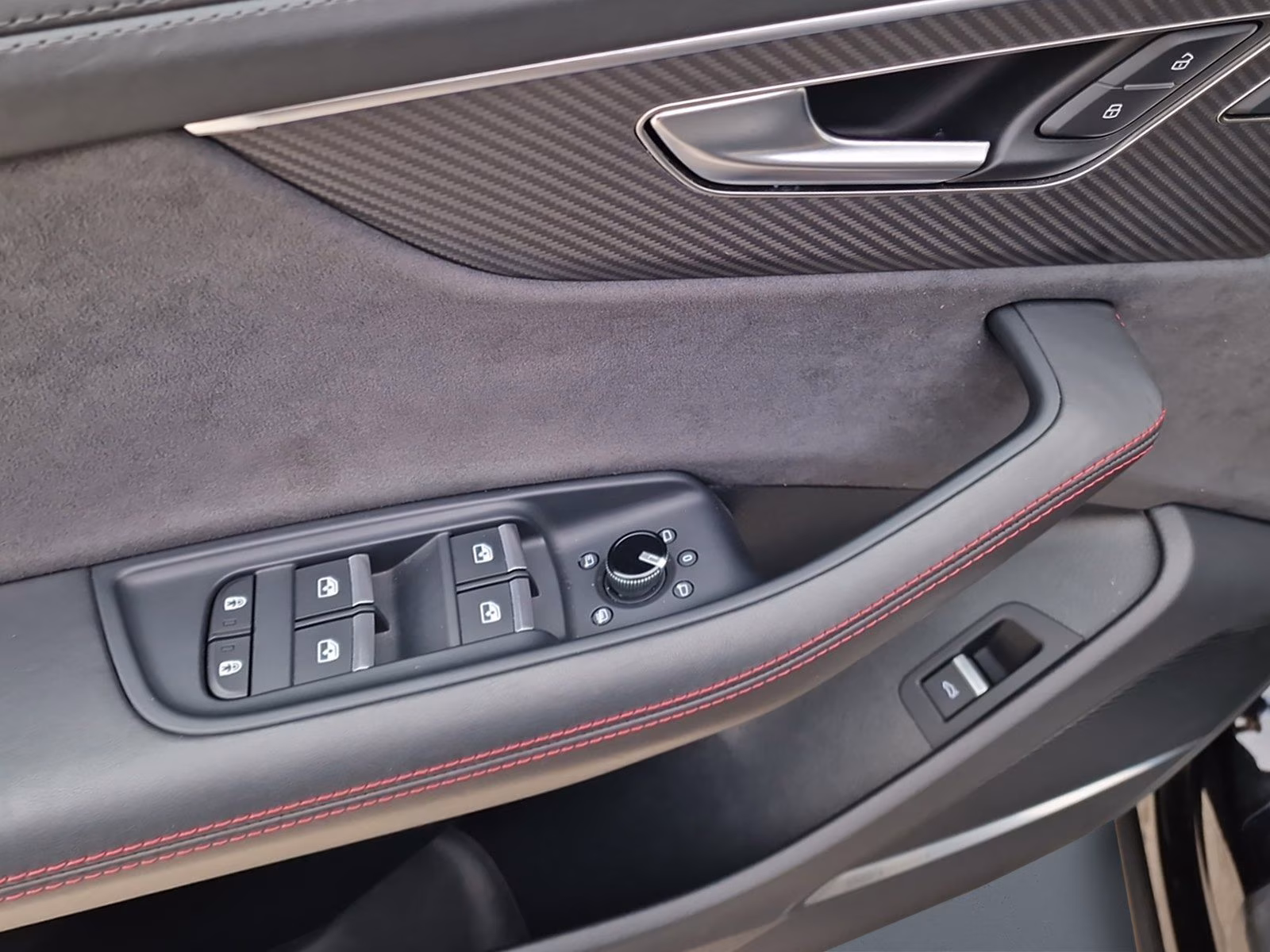 RS Q8 HD-MATRIX Keramik Pano 305km/h RS-AGA 23"