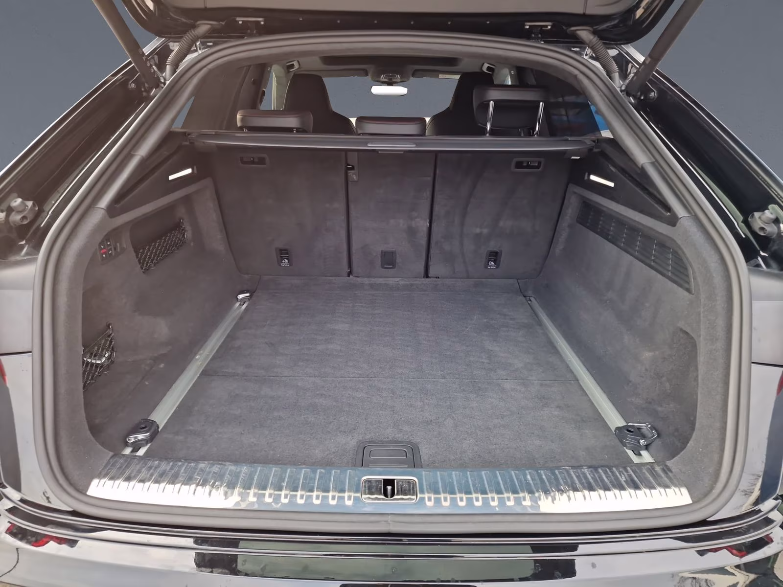 RS Q8 HD-MATRIX Keramik Pano 305km/h RS-AGA 23"