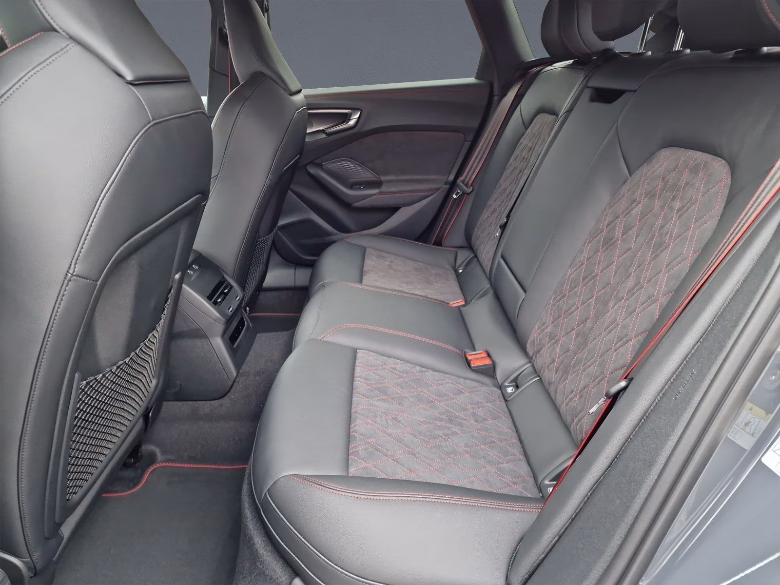 Avant TDI qu 2x S line B&amp;O MATRIX AHK HuD KAM