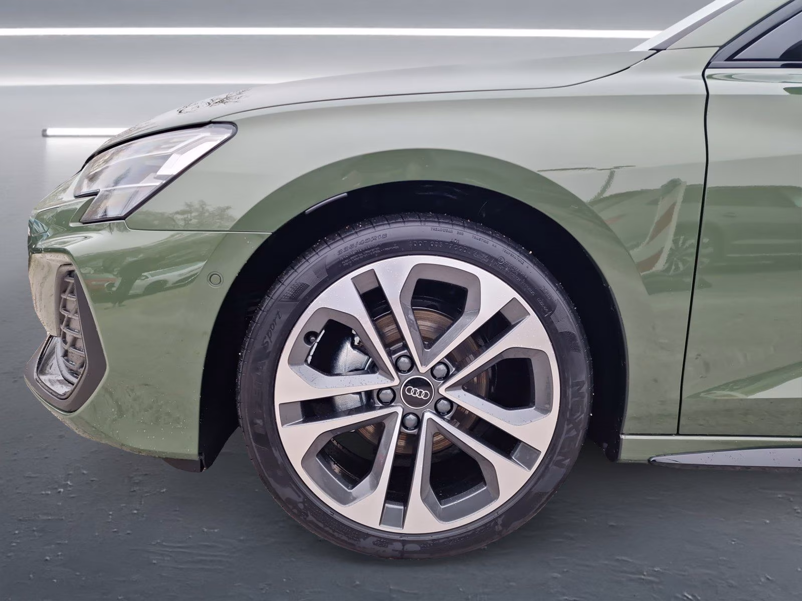 Limousine 35 TDI S line MATRIX SONOS AHK HuD