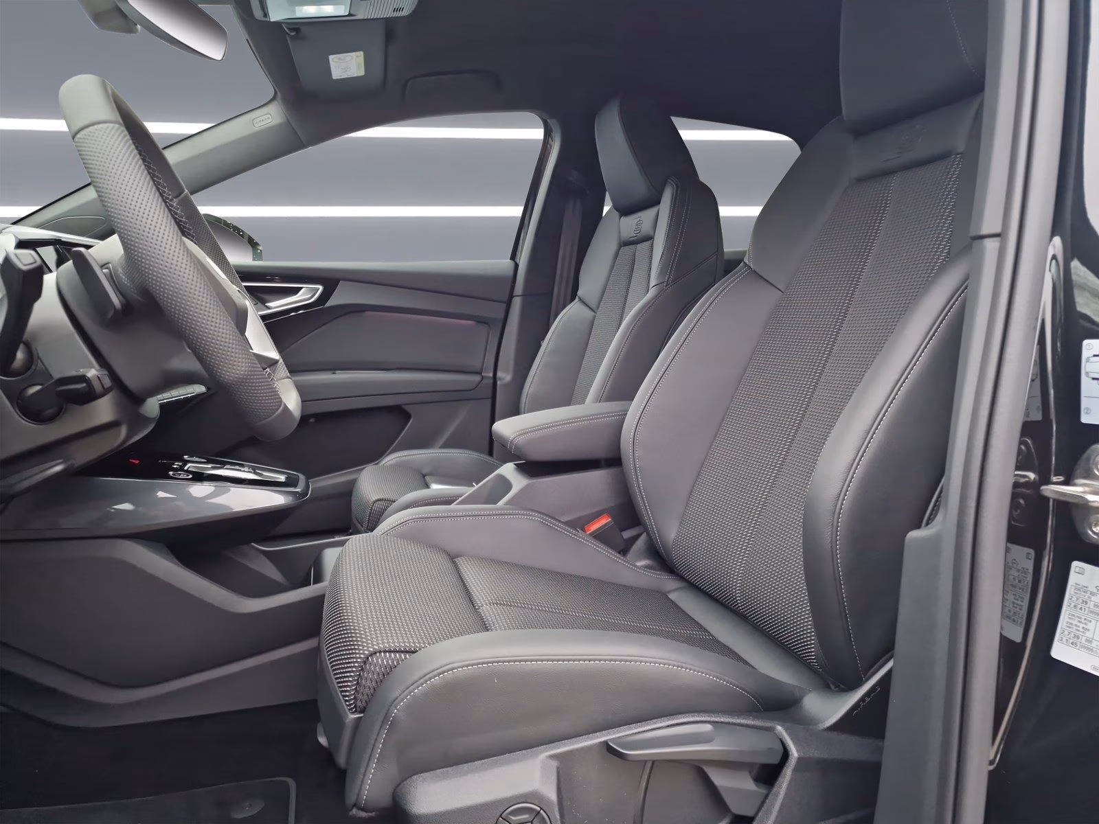 Q4 Sportback e-tron 55 qu 2x S line MATRIX AHK