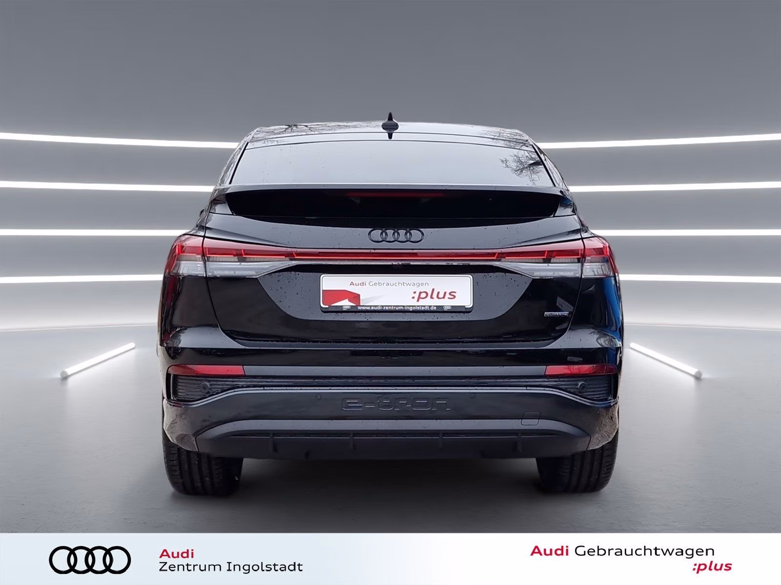 Q4 Sportback e-tron 55 qu 2x S line MATRIX AHK