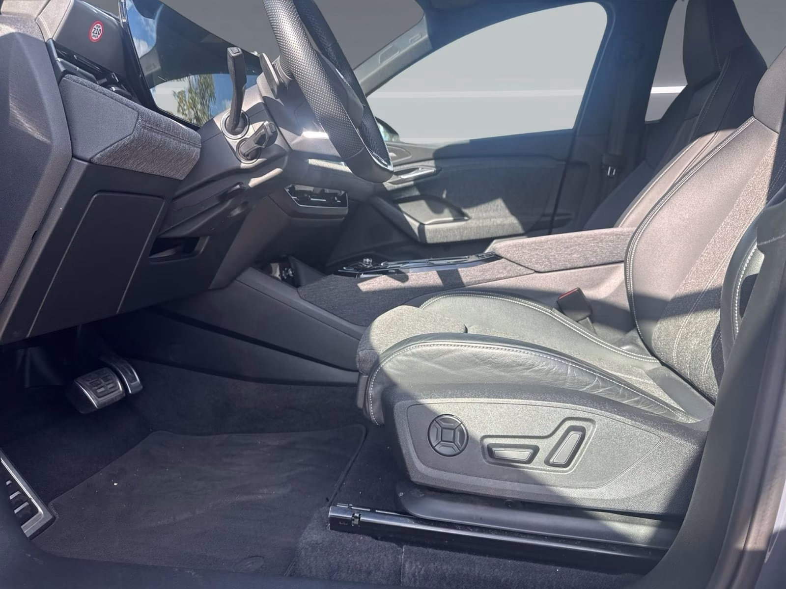 Audi Q6 e-tron qu S line Tech+ MATRIX AHK MEMORY 360°