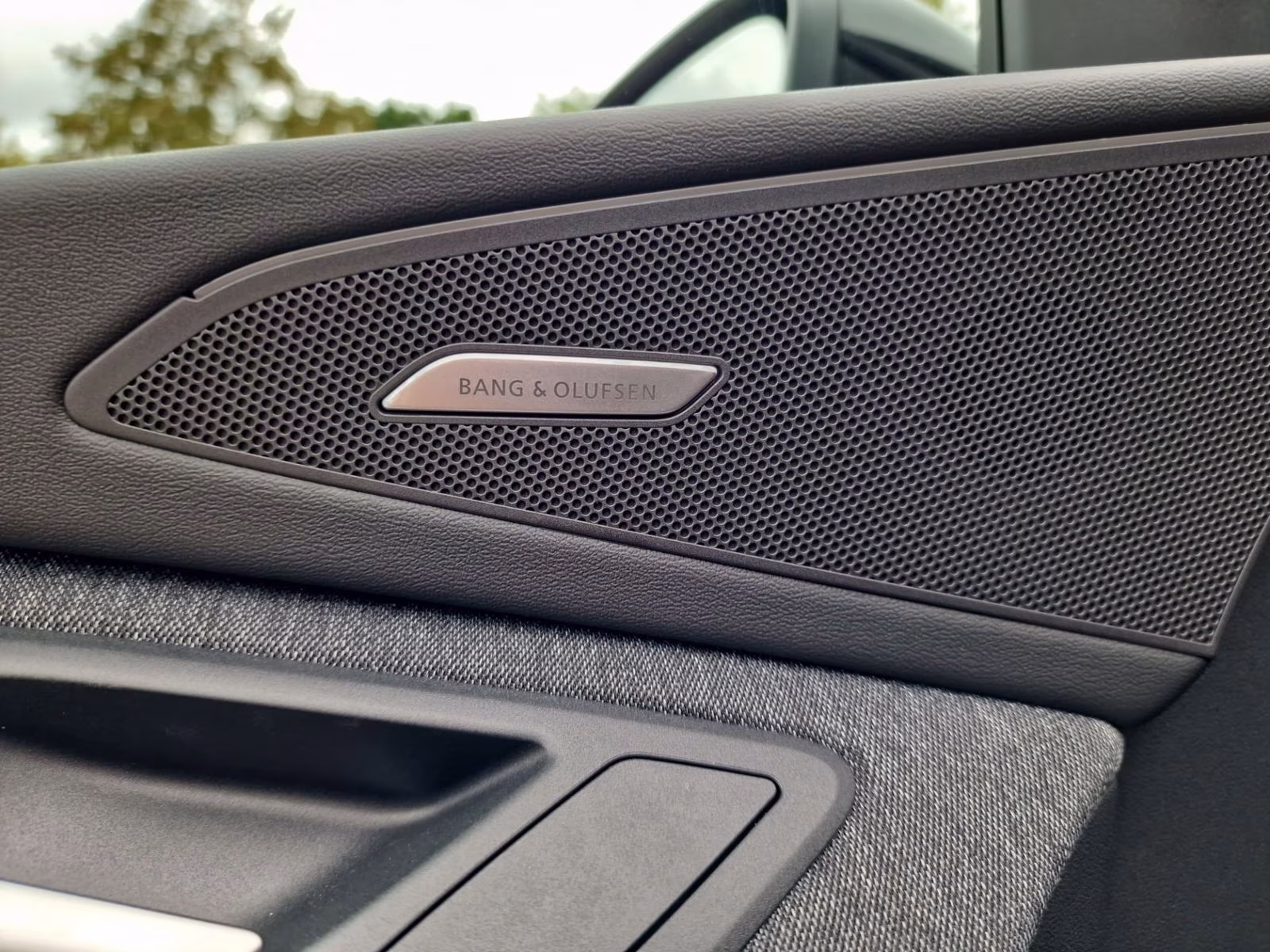 qu 2x S line Tech+ MATRIX AHK B&amp;O 20"