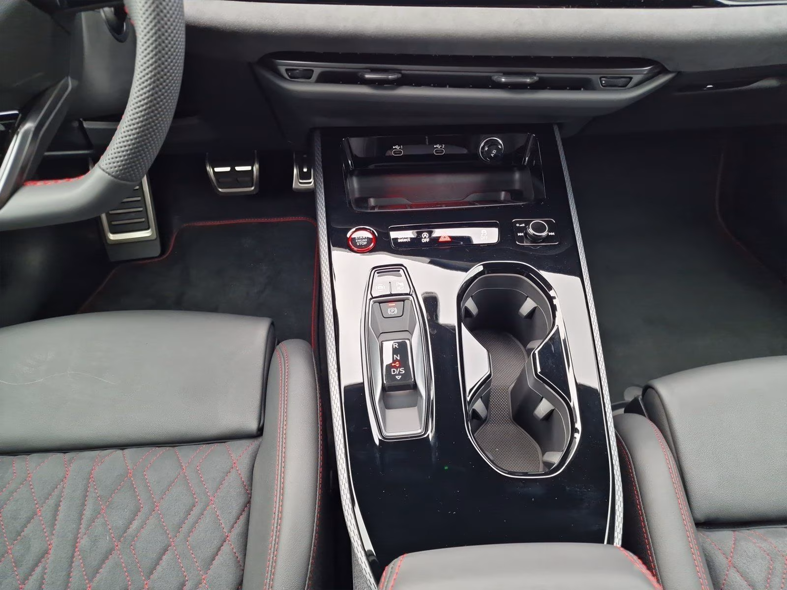 Avant TFSI qu 2x S line MATRIX B&amp;O AHK KAM Hu