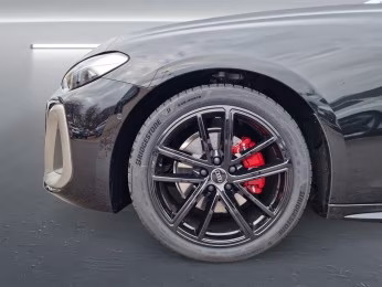 Avant TFSI qu 2x S line MATRIX B&amp;O AHK KAM Hu