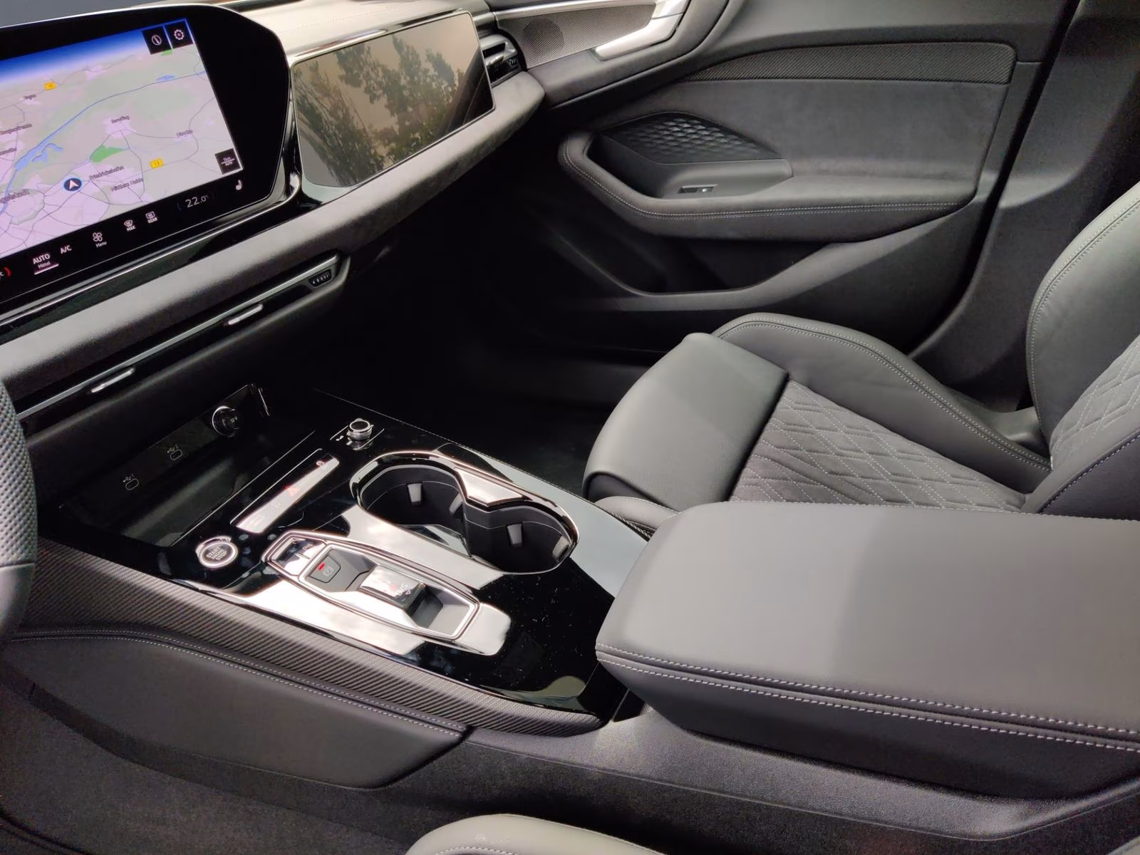 Limousine e-hybrid qu S line edition one Pano