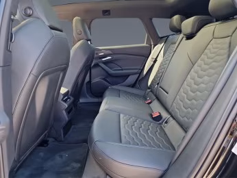 A6 Avant e-tron perform. S line MATRIX Pano 21"