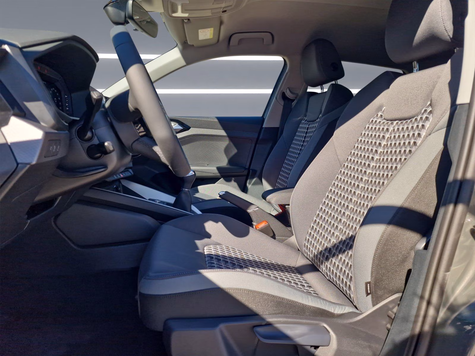 Sportback 30 TFSI S line LED virtual keyless