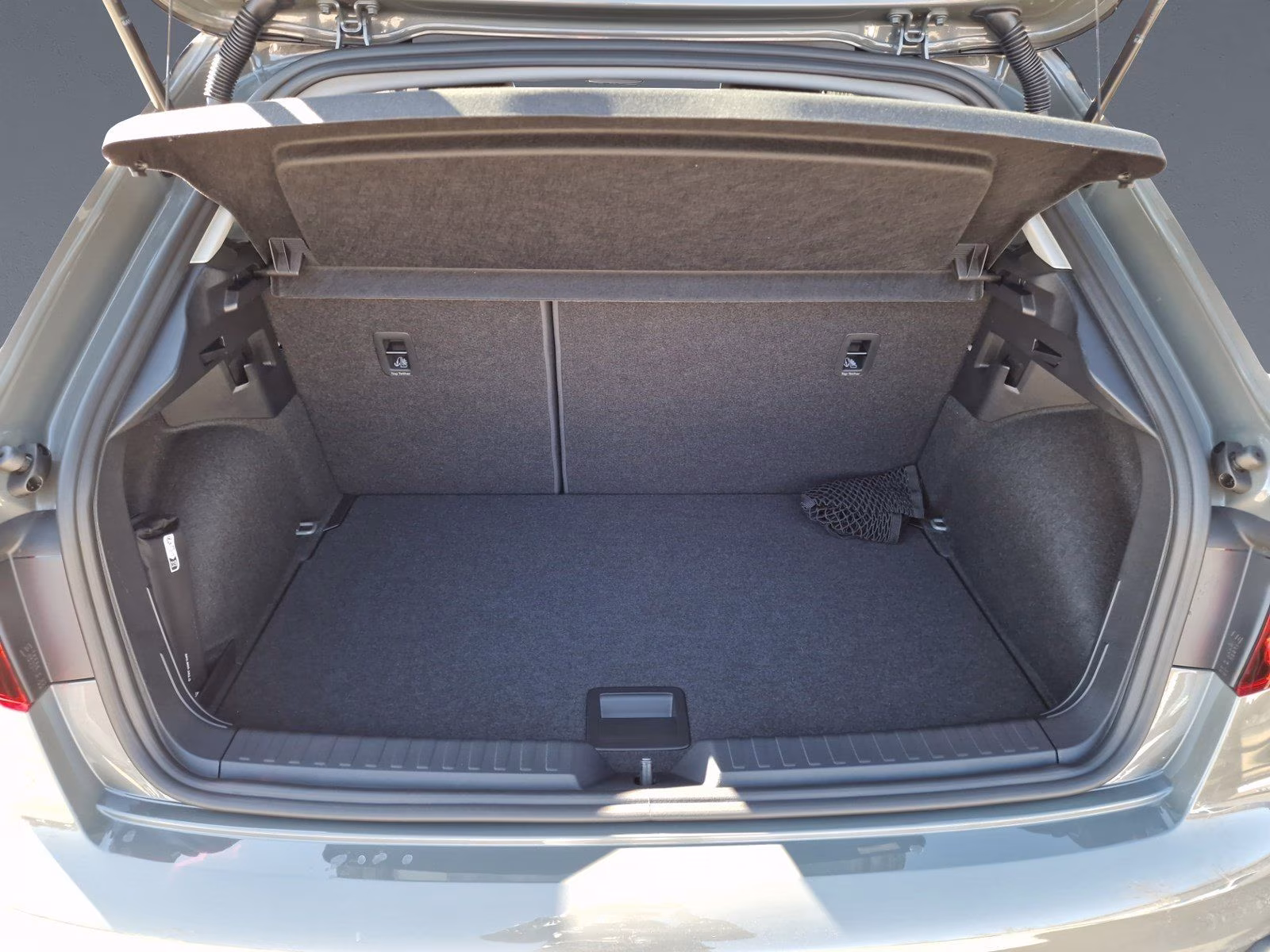 Sportback 30 TFSI S line LED virtual keyless