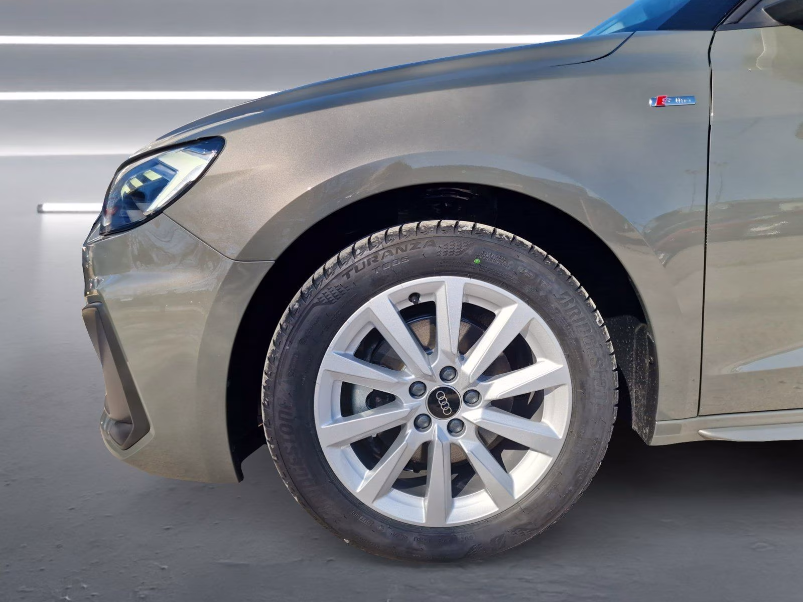 Sportback 30 TFSI S line LED virtual keyless