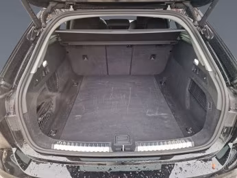 Avant TFSI qu NAVI LED AHK KAM. 18"