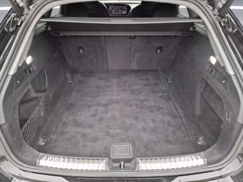 Avant TFSI qu NAVI LED AHK KAM. 18"