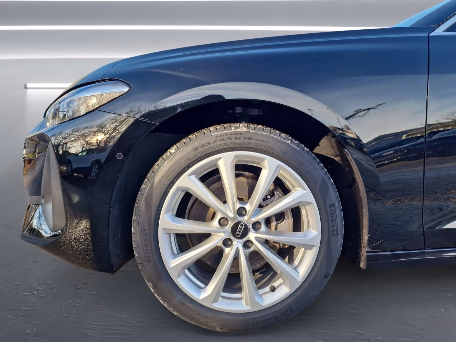 Avant TFSI qu NAVI LED AHK KAM. 18"