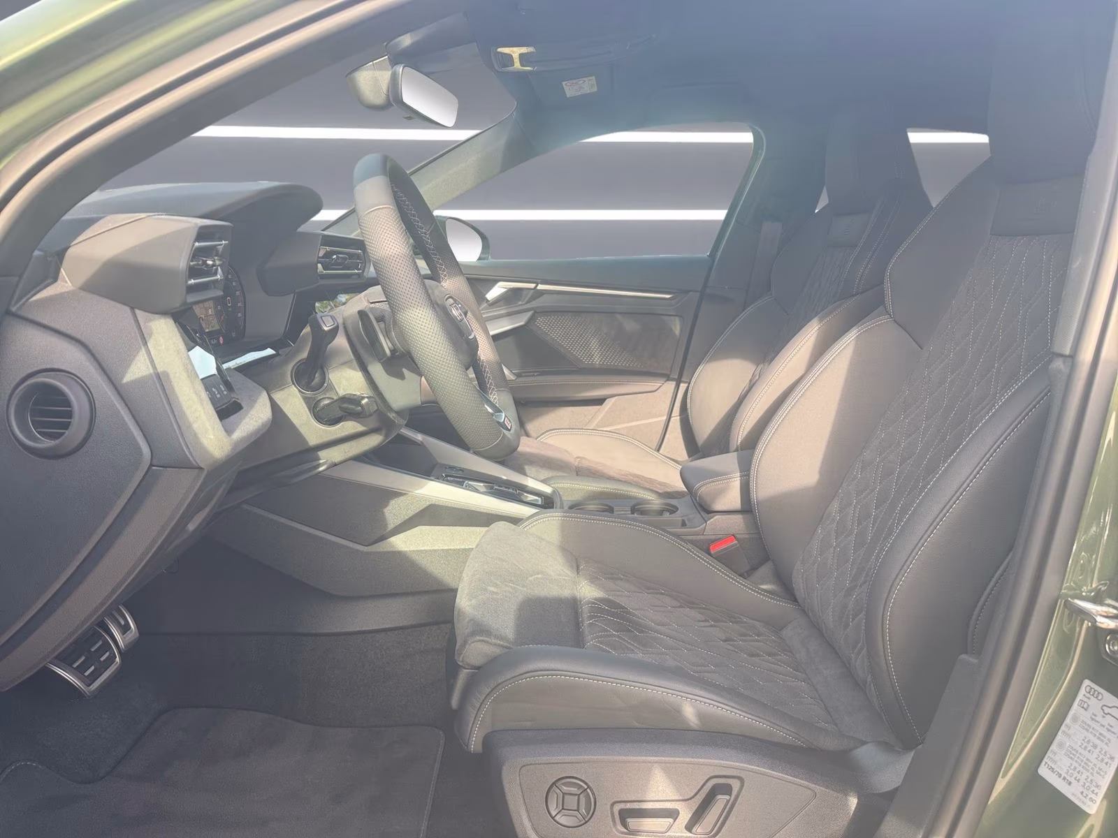 Audi A3 allstreet 35 TDI MATRIX AHK ACC Raute 18" Kam