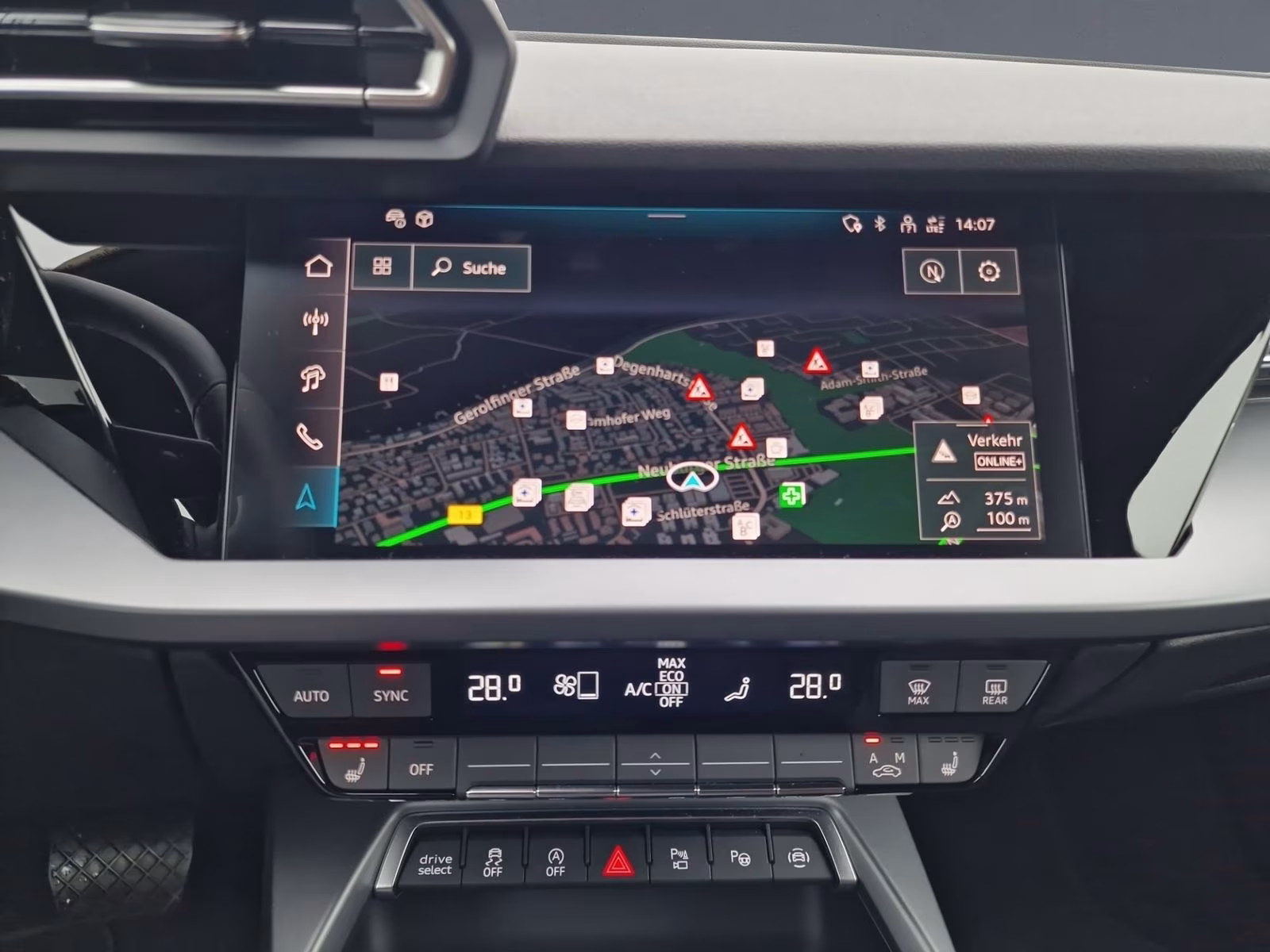 Sportback 35 TDI NAVI+ 18" LED SONOS ACC Adva