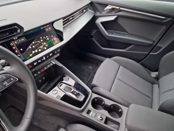 Sportback 35 TDI NAVI+ 18" LED SONOS ACC Adva