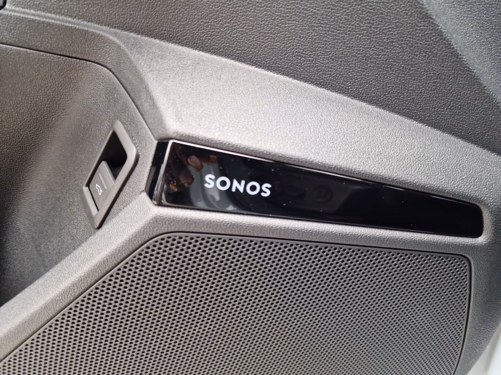 Sportback 35 TDI NAVI+ 18" LED SONOS ACC Adva