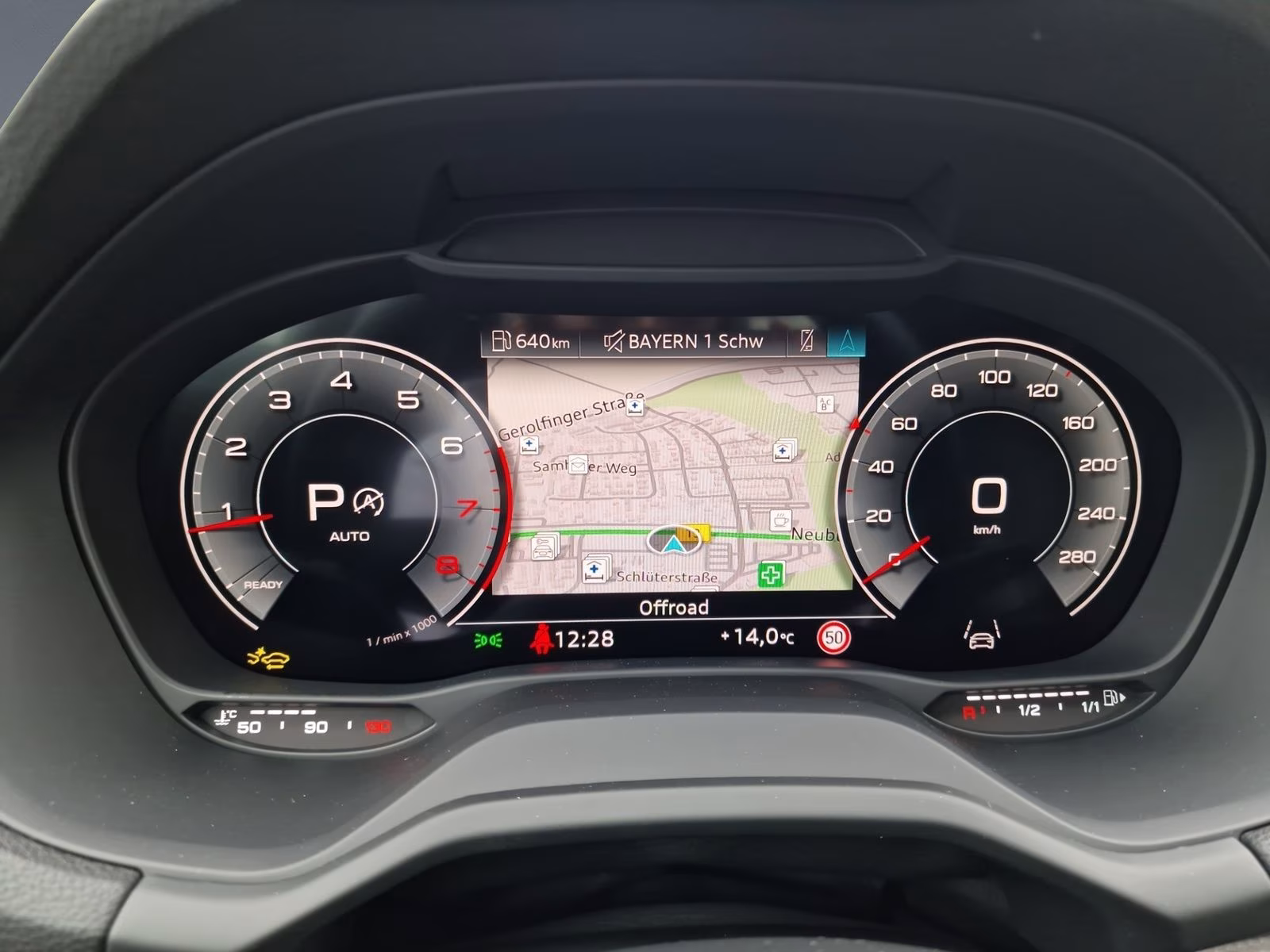 40 TFSI qu S line AHK ACC NAVI Opt-schw+ Kam.