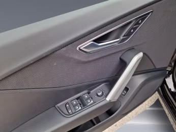 40 TFSI qu S line AHK ACC NAVI Opt-schw+ Kam.