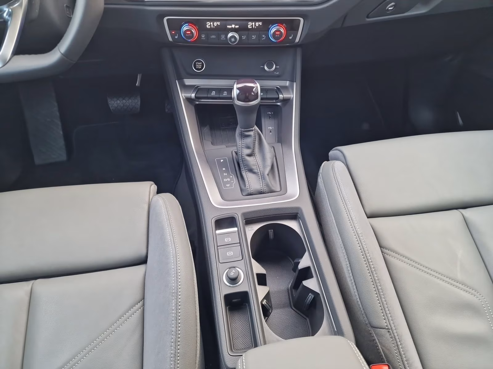 35 TFSI S line NAVI+ MATRIX AHK 19" ACC