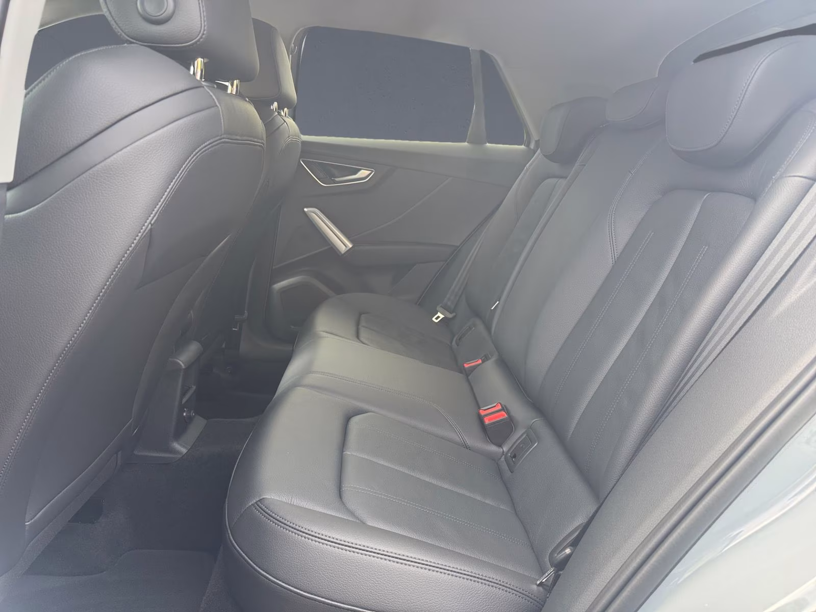 Audi Q2 35 TFSI NAVI ACC AHK Optik-schw.+ 18" advance