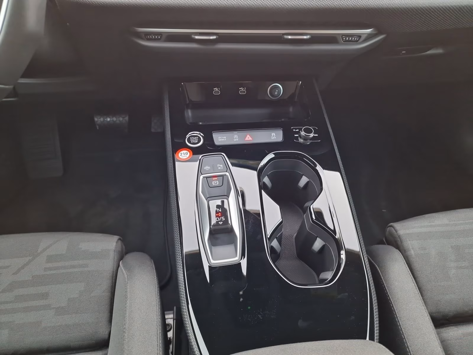 Avant TFSI Tech AHK 20" NAVI LED+ KAM.