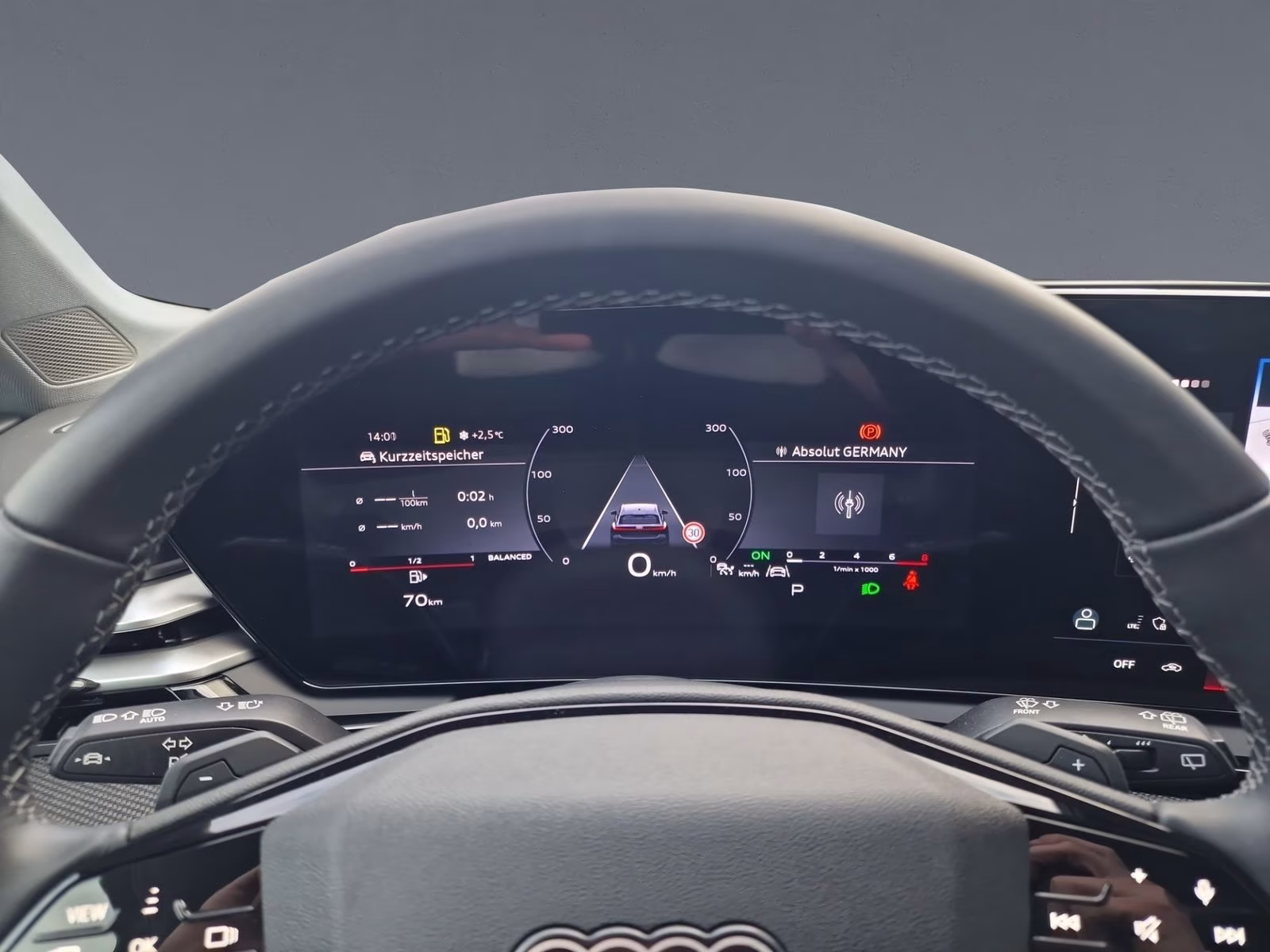 Avant TFSI Tech 19" LED+ ACC KAM. NAVI