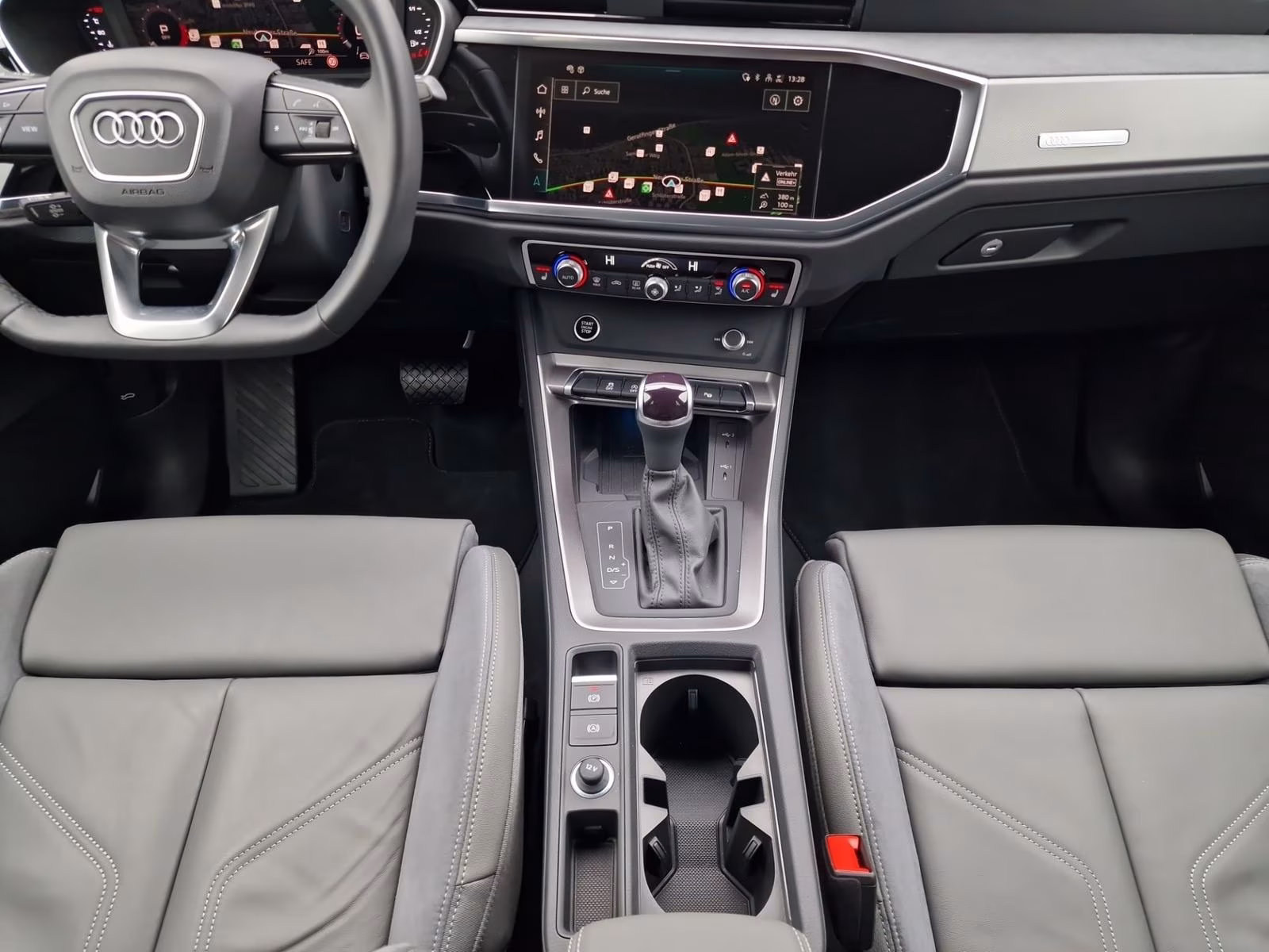 35 TFSI S line NAVI+ MATRIX AHK 19" ACC