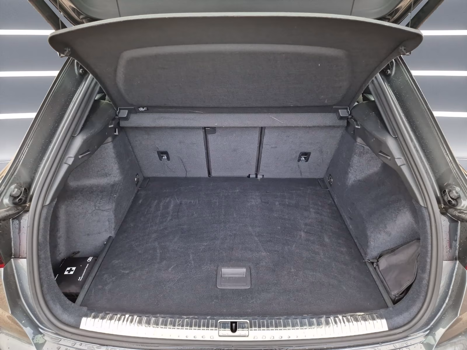 35 TDI S line NAVI+ ACC KAM. 18" LEDER