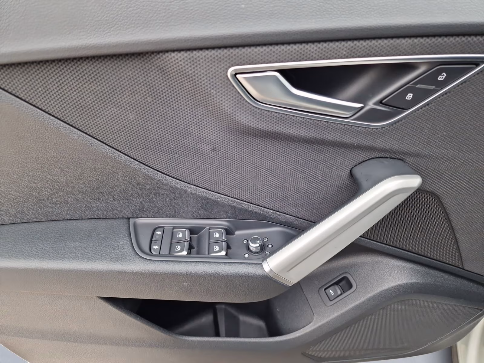 30 TFSI S line NAVI+ MATRIX KAM. PDC+