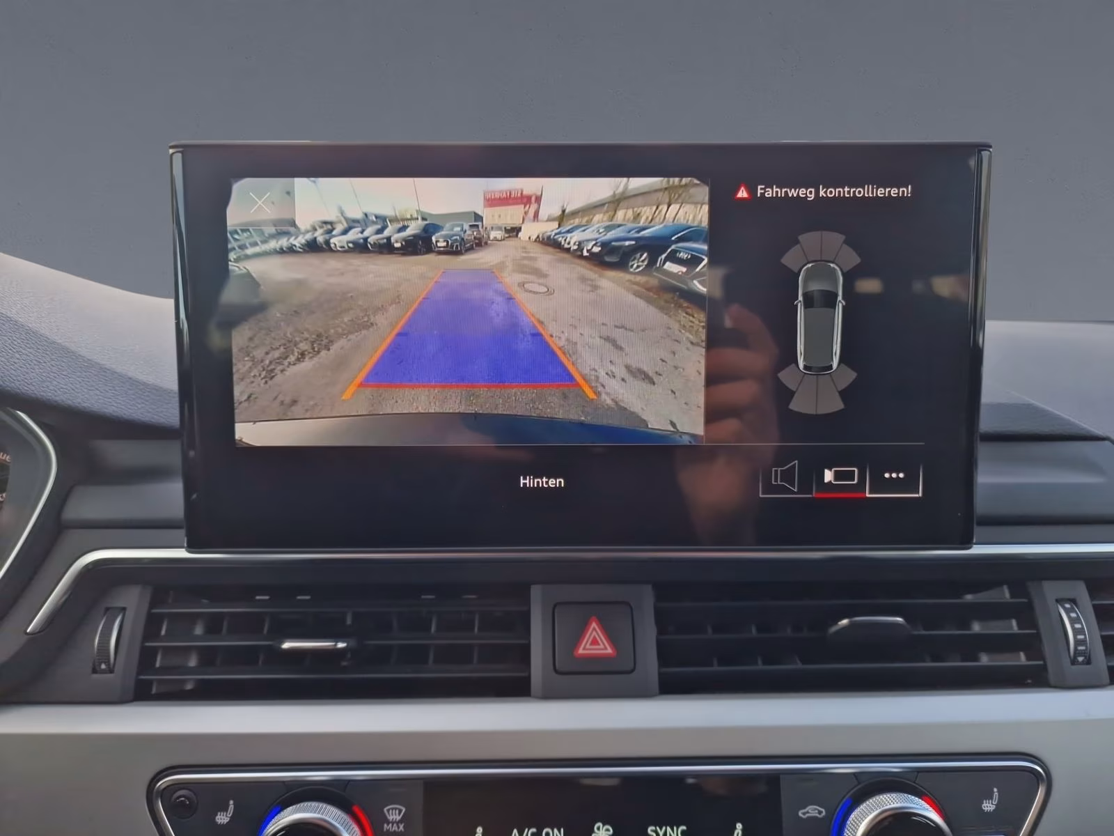 Avant 40 TDI qu NAVI ACC Leder Kam. advanced