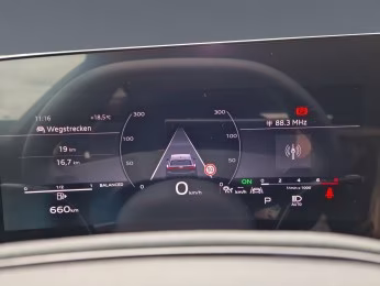 Avant TFSI S line edition one Tech AHK 19"