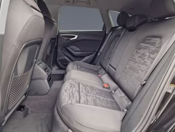 Avant TFSI S line edition one Tech AHK 19"