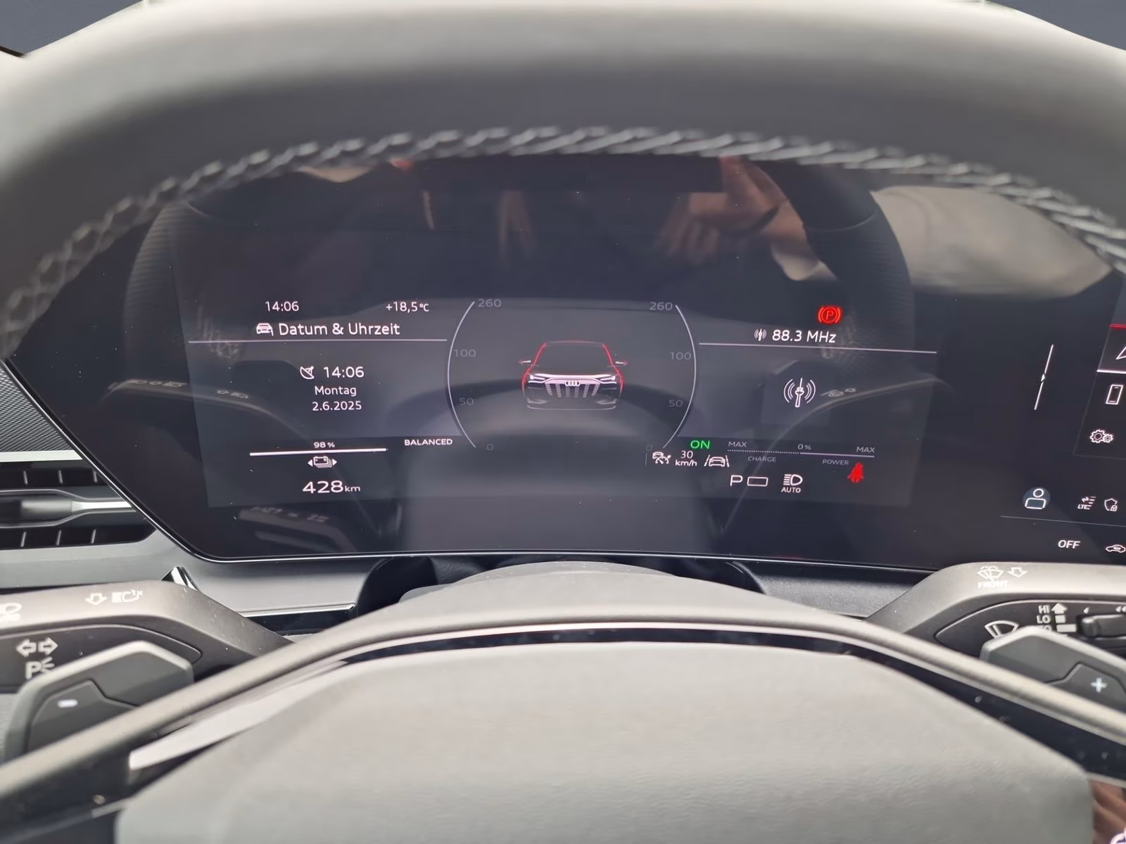 Q6 Sportback e-tron qu S line edition one Tech-p