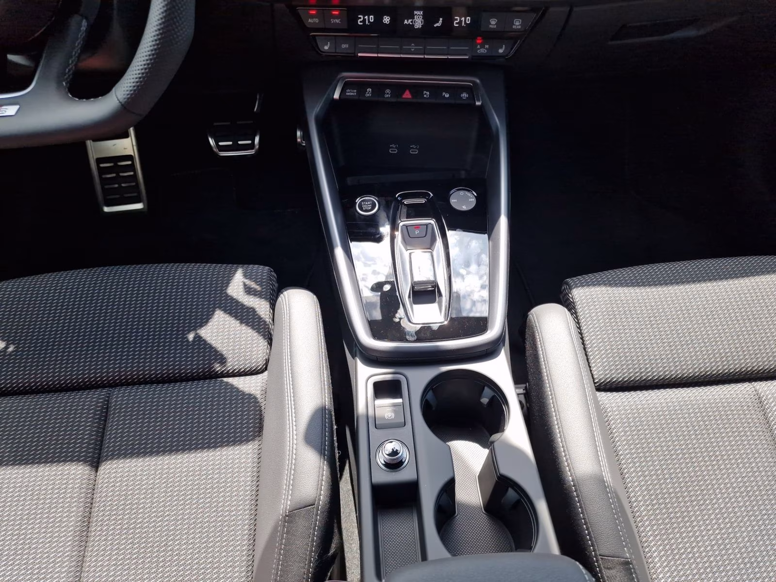 Sportback 35 TDI 2x S line LED NAVI AHK SONOS