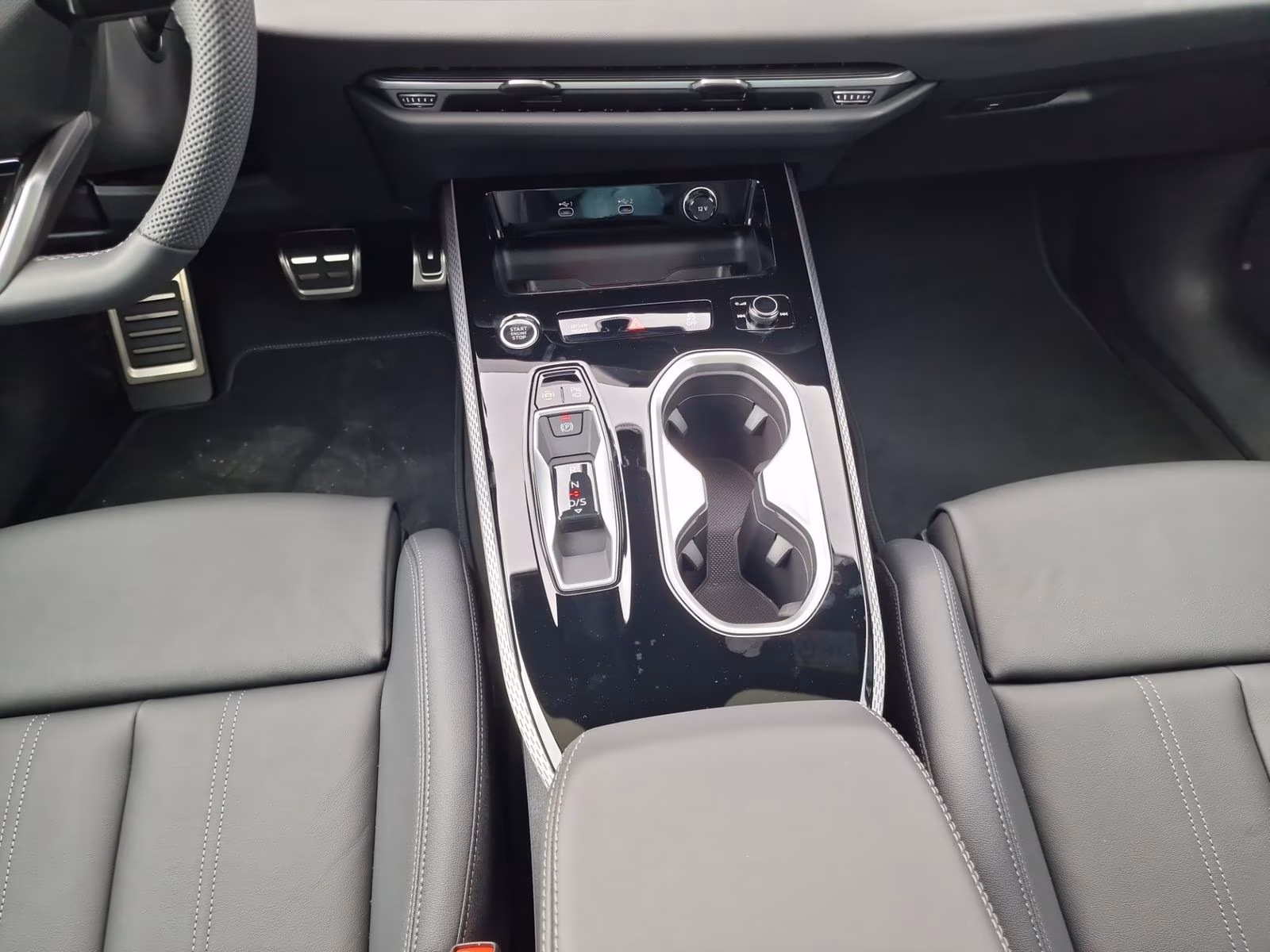 Avant TDI qu S line edition one PANO Tech+