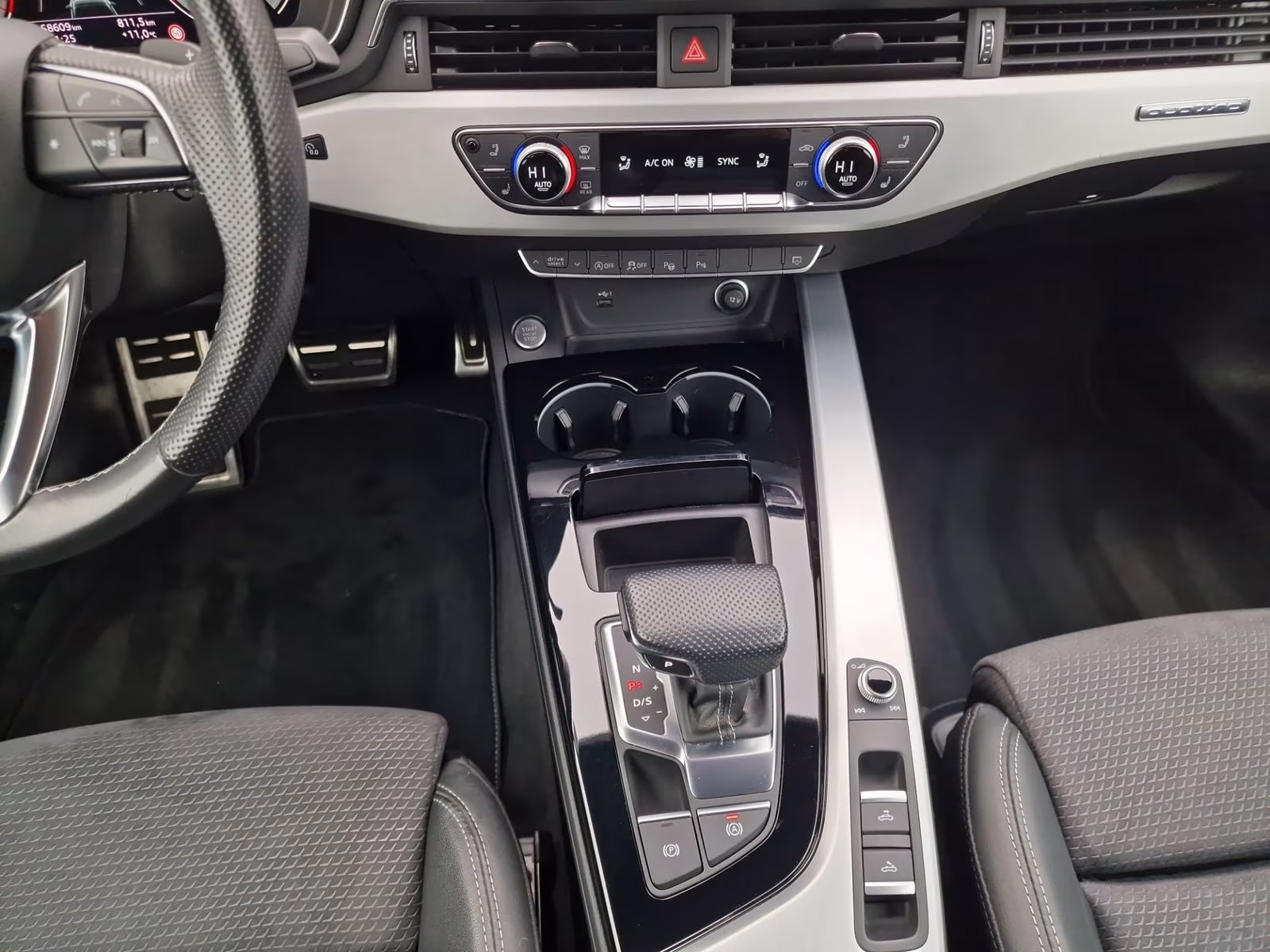 Cabriolet 40 TFSI qu S line MATRIX NAVI Kam.