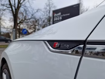 Cabriolet 40 TFSI qu S line MATRIX NAVI Kam.
