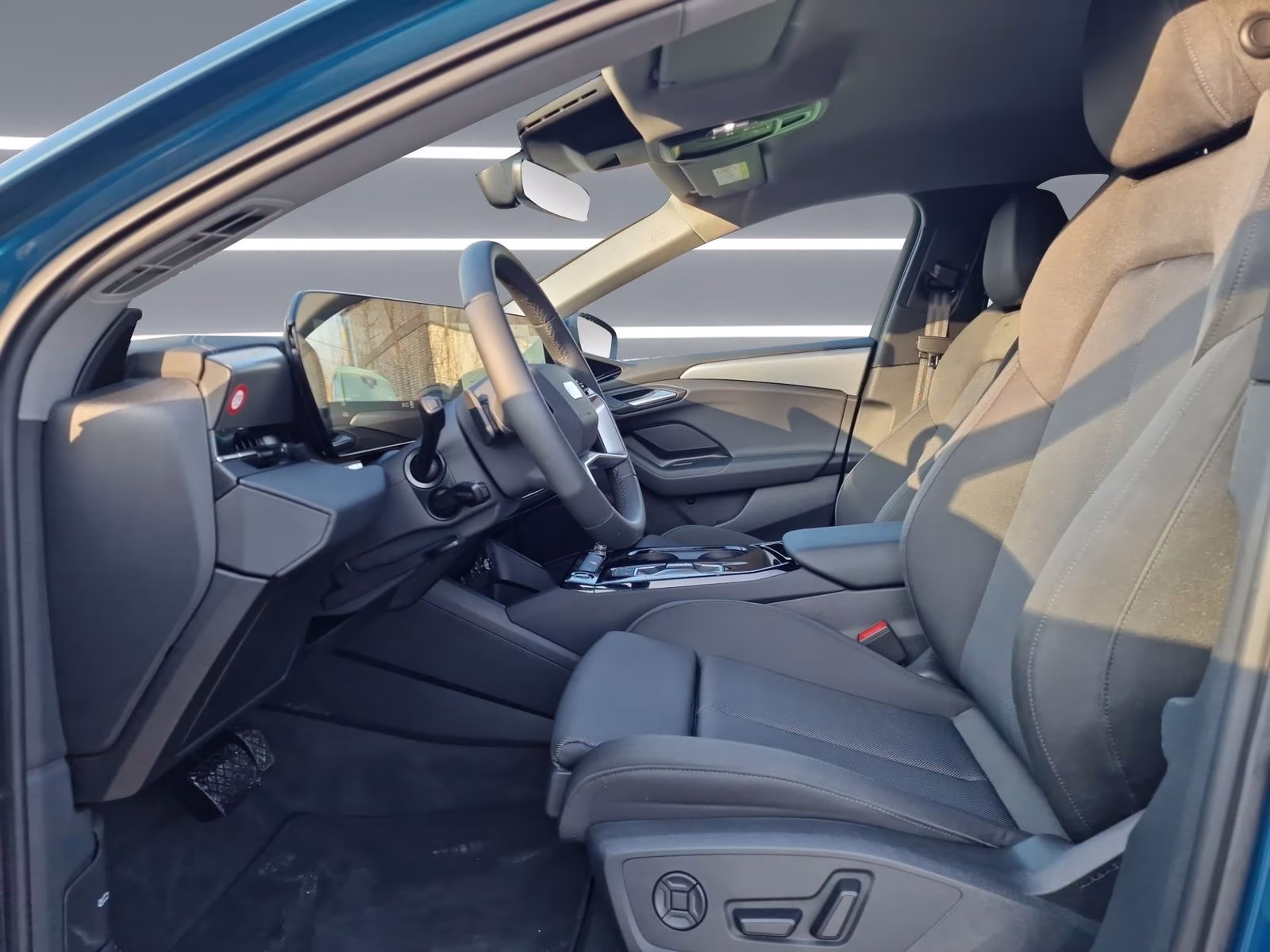 Sportback e-tron S line Tech+ AHK 20" MATRIX