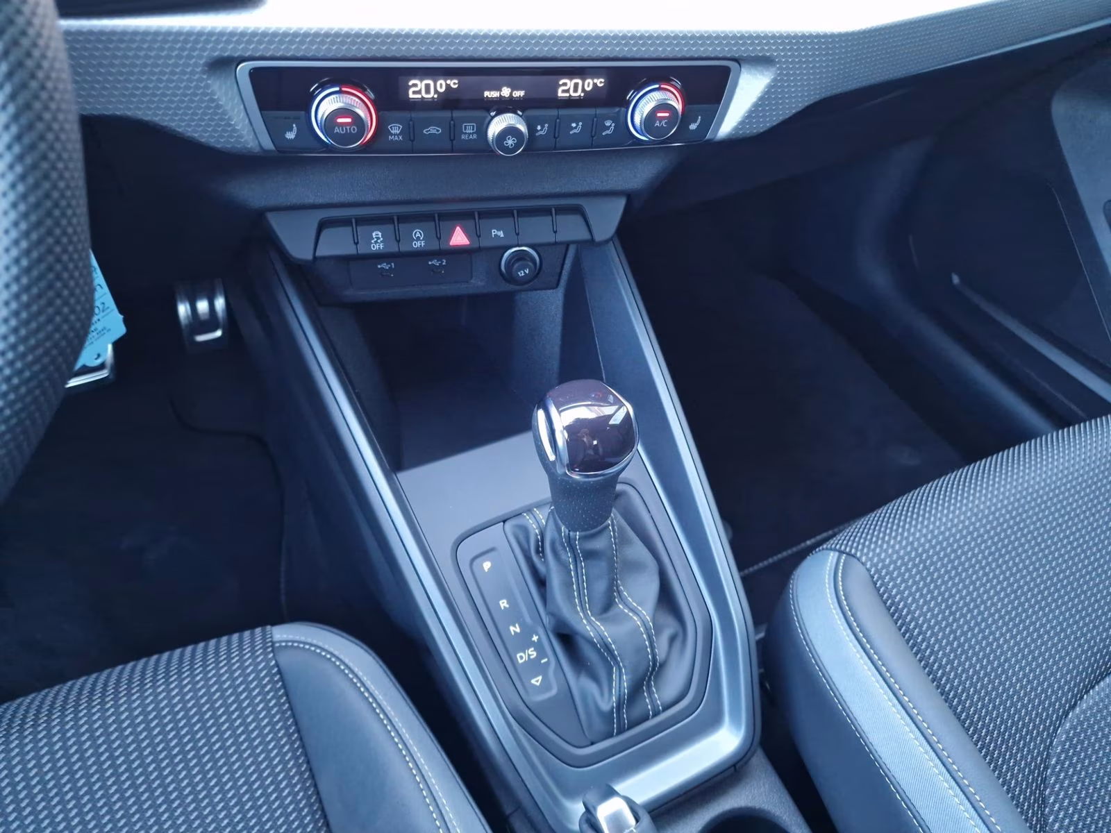 Sportback 35 TFSI 2x S line NAVI+ LED 17"
