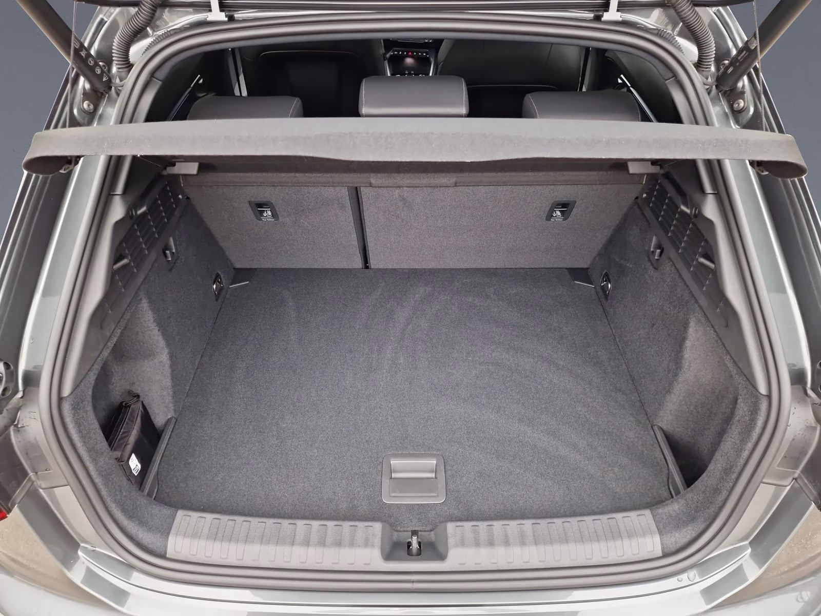 Sportback S line NAVI LED Kamera S-Sitze 18"