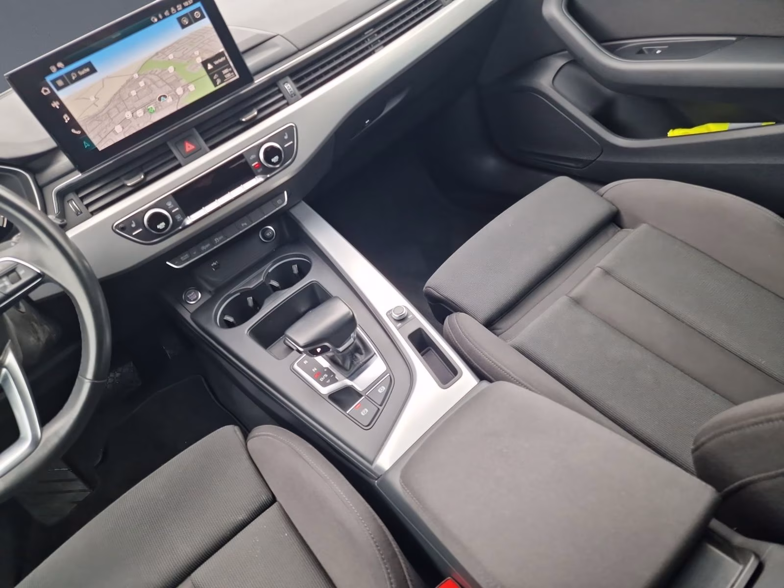 Avant 40 TDI AHK KAMERA LED ACC SHZ Advanced