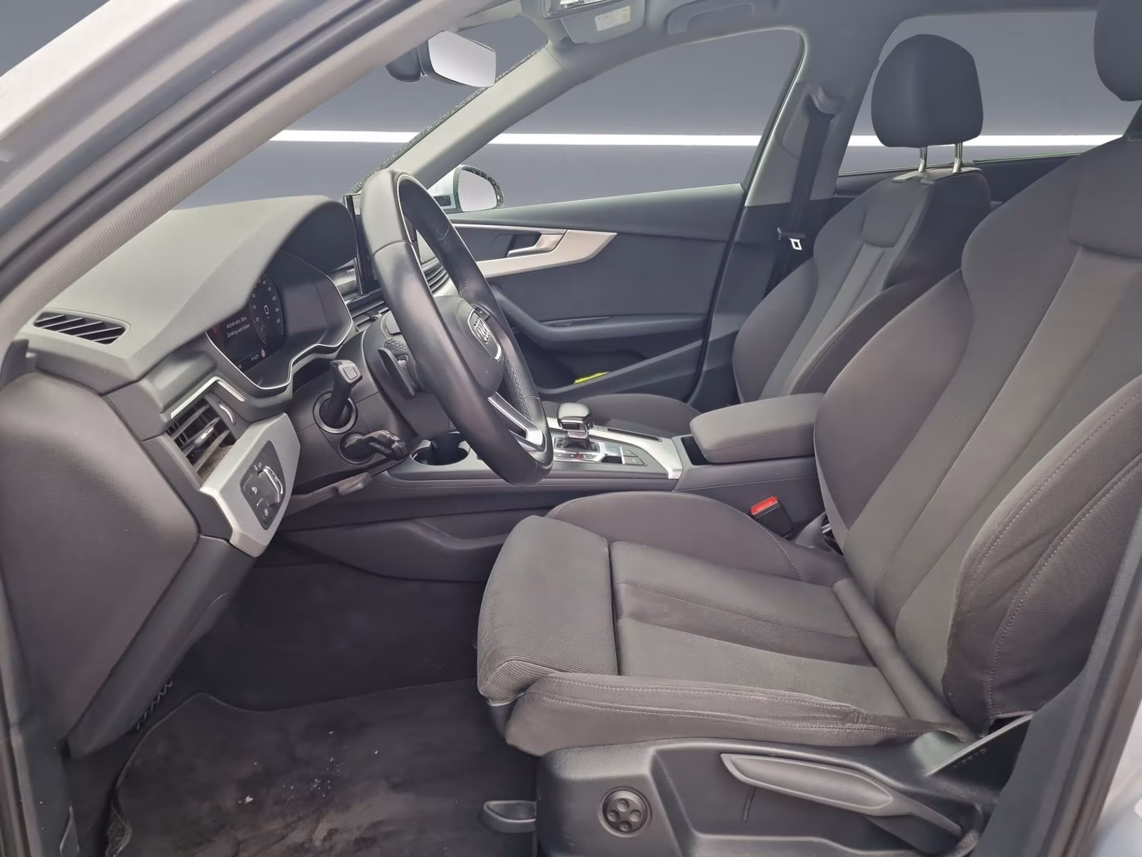 Avant 40 TDI AHK KAMERA LED ACC SHZ Advanced