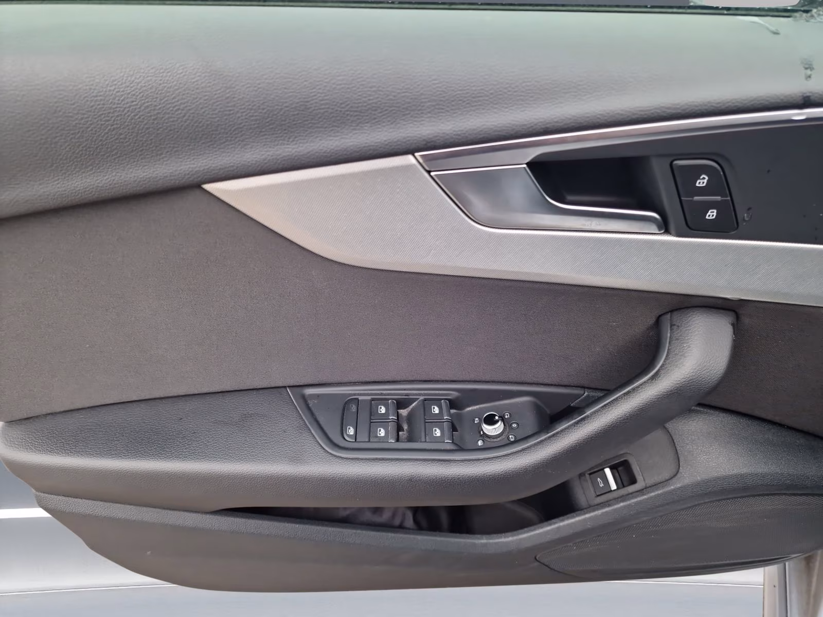 Avant 40 TDI AHK KAMERA LED ACC SHZ Advanced