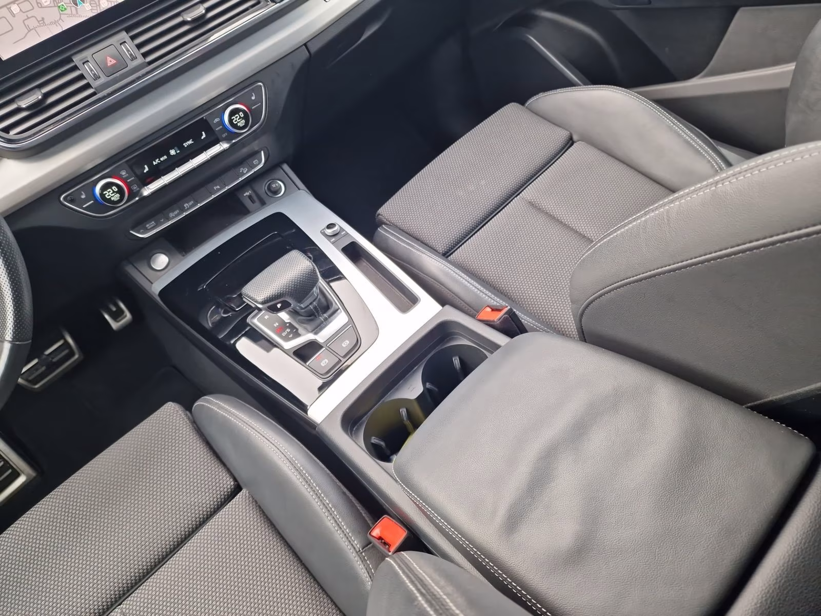 Sportback 40 TDI qu S line NAVI AHK 20" Kam.