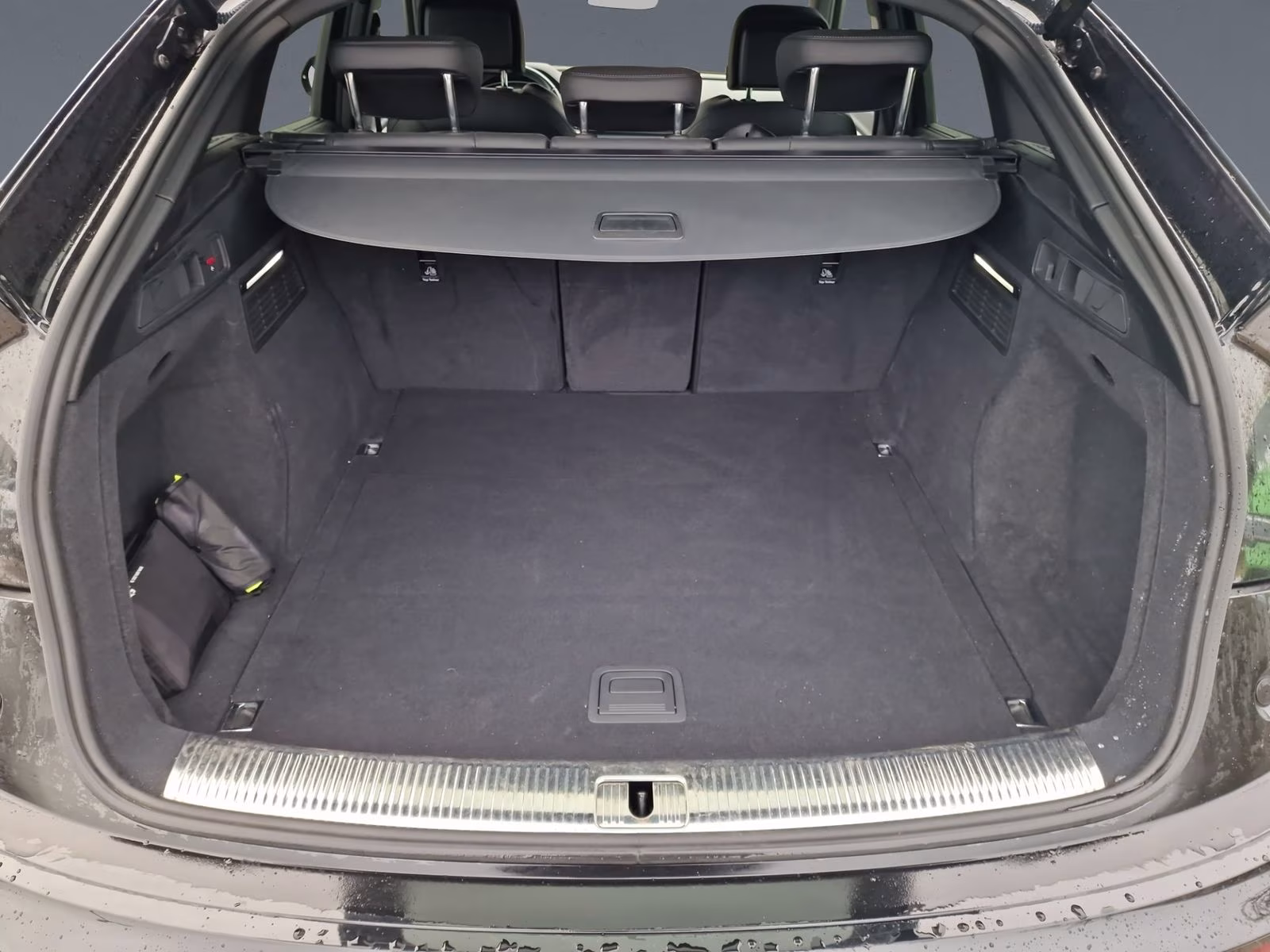 Sportback 40 TDI qu S line NAVI AHK 20" Kam.