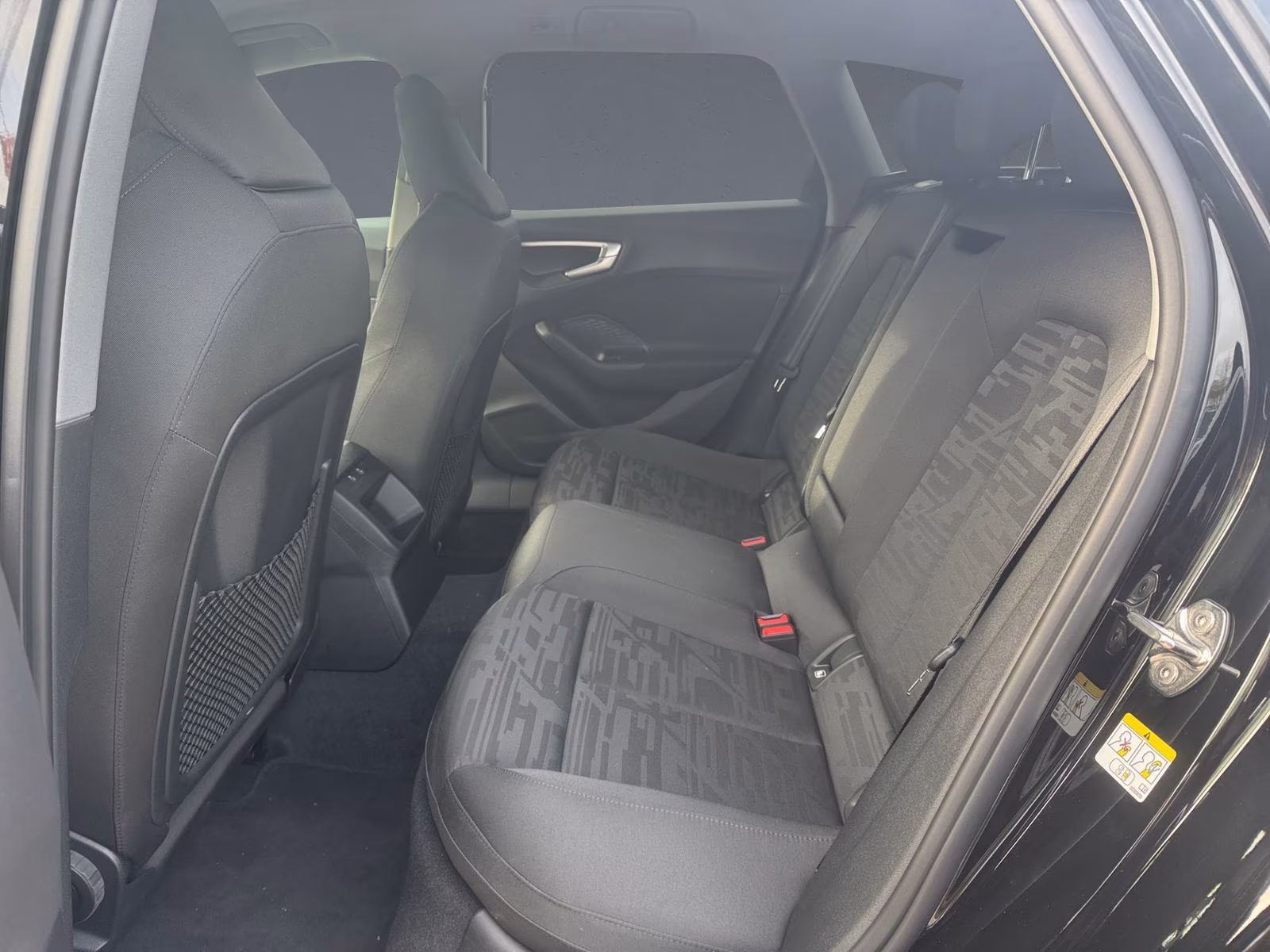 Avant TDI LED ACC S-Sitze Parkassist Kamera